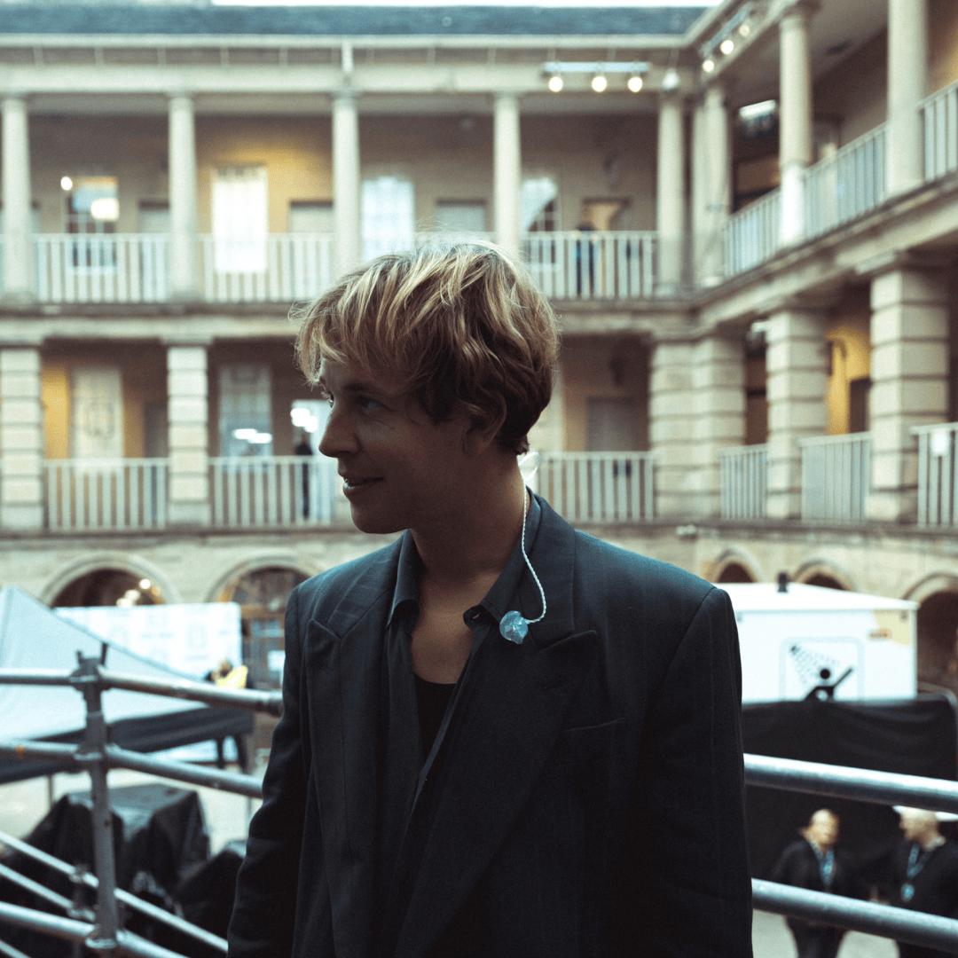 Tom Odell - 1080 x 1080