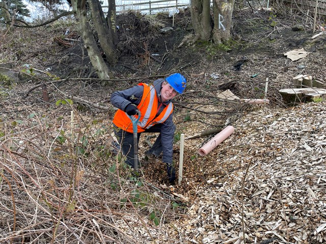 Replanting marks successful completion Dalgety Bay vegetation project: 14 March Clrlr Barrett Dalgety Bay replanting
