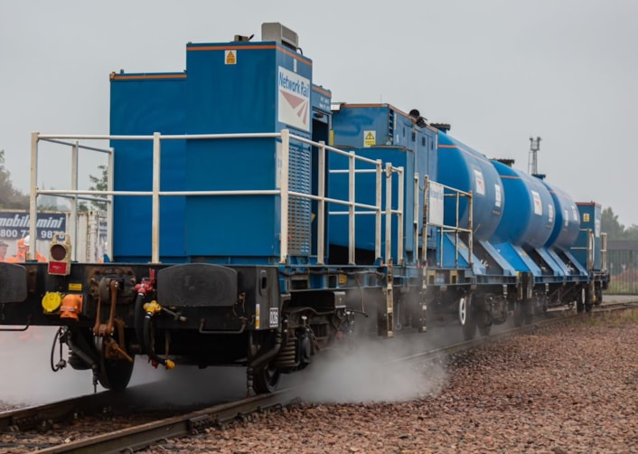 Rail head treatment train (RHTT): Rail head treatment train (RHTT)