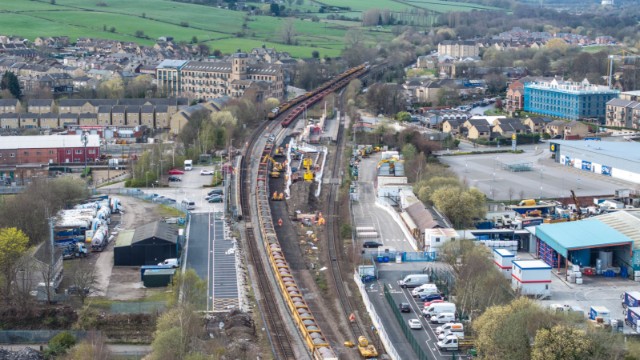 TRU thanks passengers after 10 days of upgrade work in Huddersfield: Huddersfield blockade