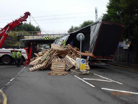 Stoke Road bridge strike 25 08 16