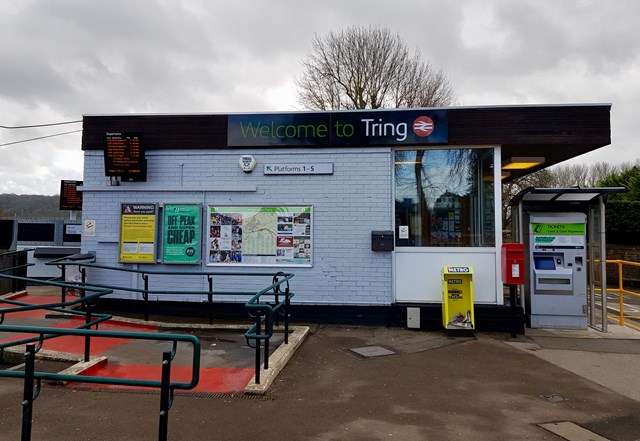 Passenger entrance to Tring station