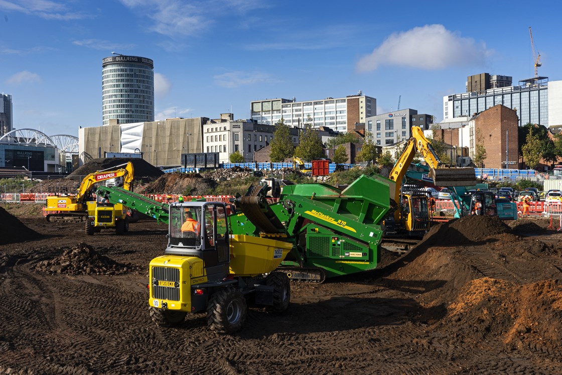 Progress around Curzon Street in Birmingham, October 2020: Credit: HS2 Ltd/ Jeremy De Souza
(LM, progress, enabling works, N4, Birmingham, Curzon Street, site, demolition, groundworks, vacuum excavation, year in numbers, 2020)
Internal Asset No. 19173