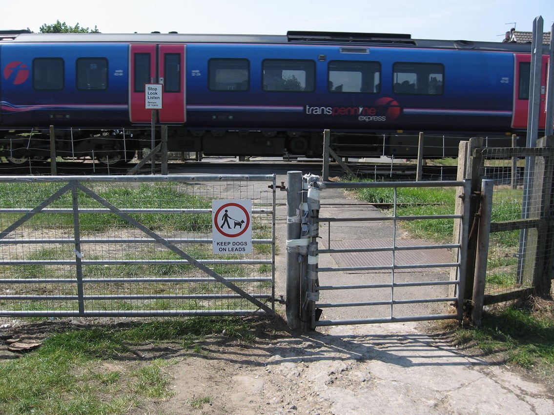 Railway footpath crossings - Suggits Lane, Manchester – Cleethorpes line: Railway footpath crossings - examples to illustrate with Lose Your Headphones campaign
