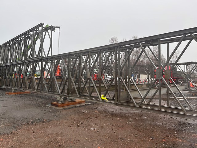 Leven temporary bridge : Leven temporary bridge 