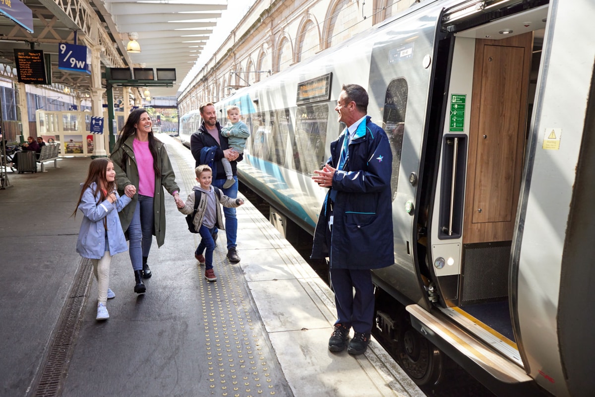 FirstGroup thanks TransPennine Express passengers and employees