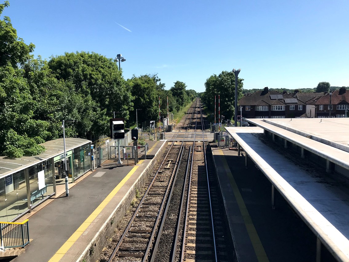 Ashtead station