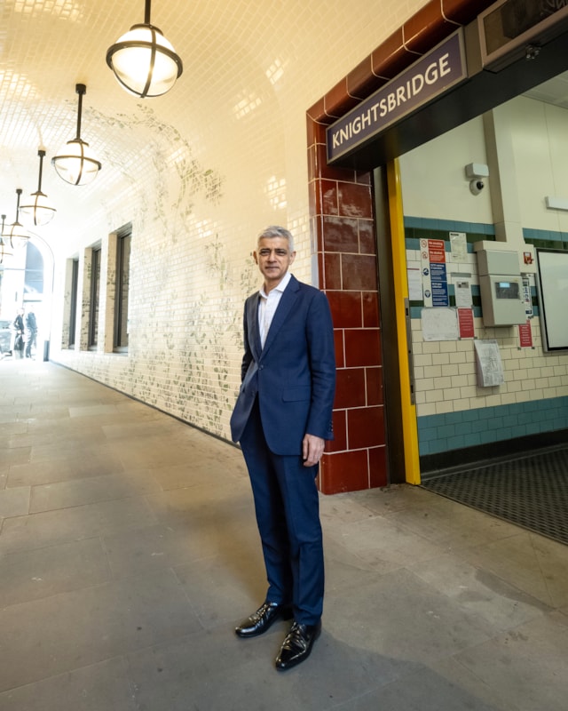 TfL Image - Knightsbridge Station SFA Opening (4)
