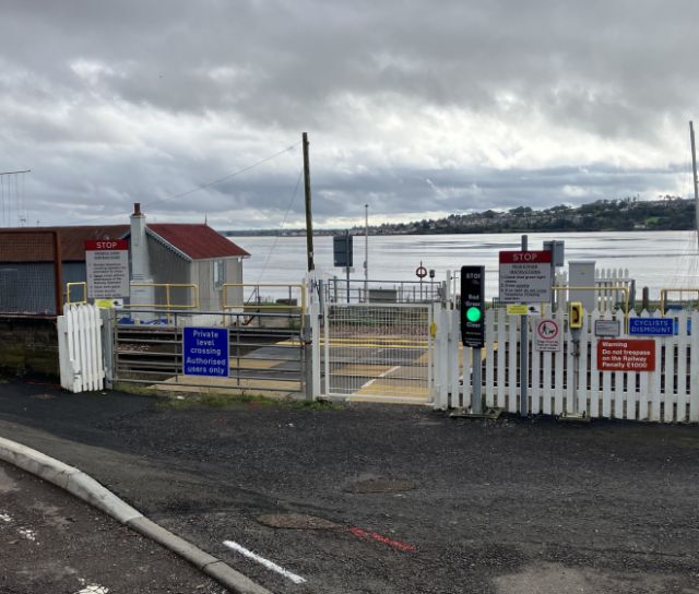 Harecraig level crossing to close temporarily for improvement works: Harecraig