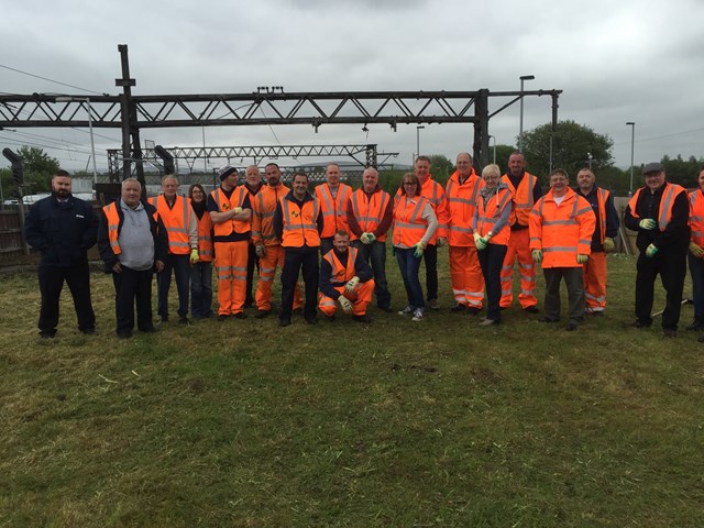 Railway volunteers help Friends of Guide Bridge Memorial Garden: Guide Bridge volunteer team