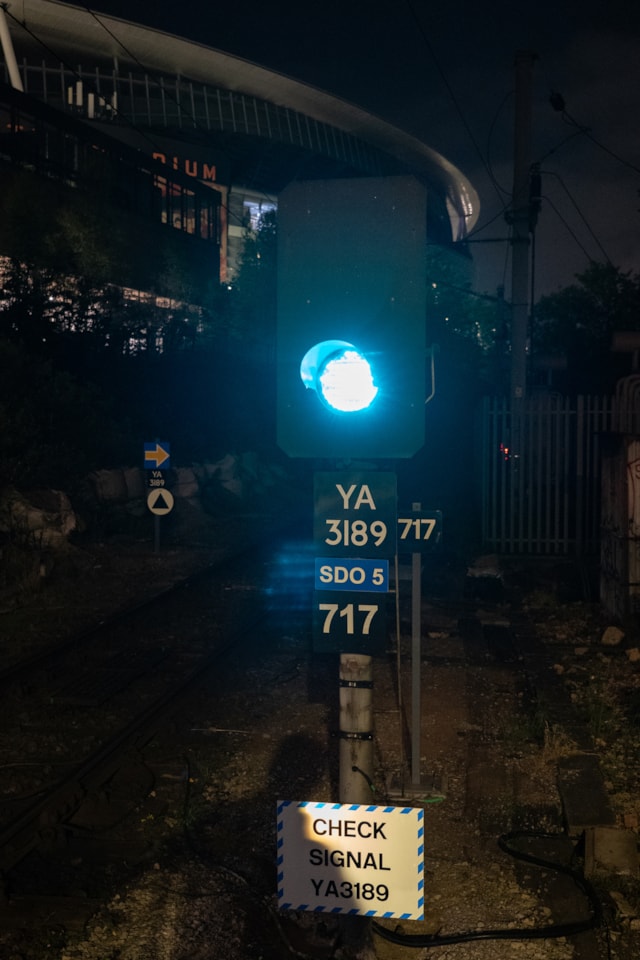 Signal before 3: Signal before 3