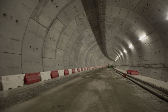 Inside Silvertown Tunnel 1