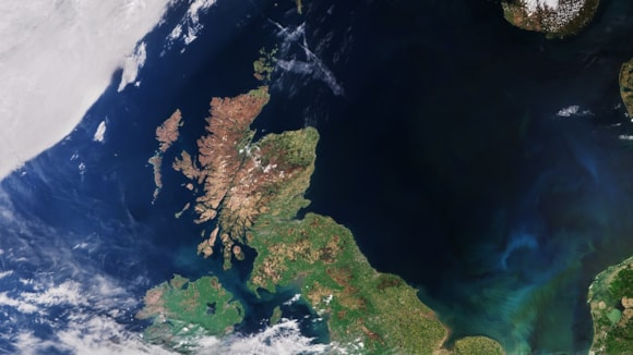 UK Space Agency invests £17 million to drive next wave of space innovation: United Kingdom Satellite View - Credit: Contains modified Copernicus Sentinel data [2016]/ processed by ESA