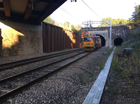Wiring in Farnworth tunnel