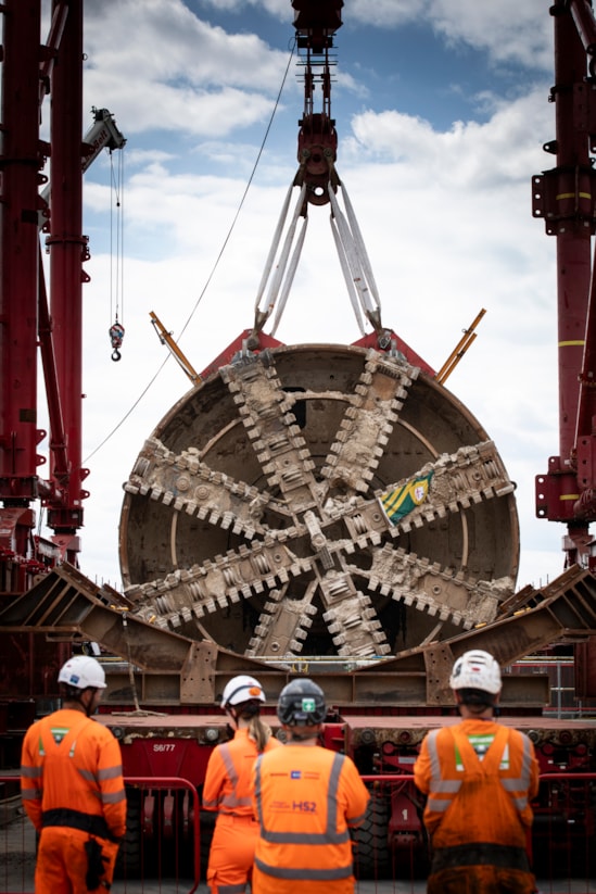 TBM Anne lifted at Green Park Way tunnel shaft 24th August 2025-8