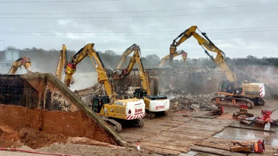 HS2 contractor Armac demolishes M42 bridge-2: HS2 contractor Armac demolishes M42 bridge-2