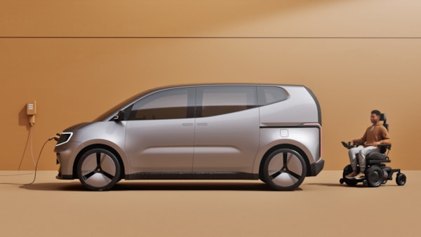 Inclusive EV design: Motability Operations and CALLUM reveal next-generation electric wheelchair accessible vehicle concept: eVITA side view charging