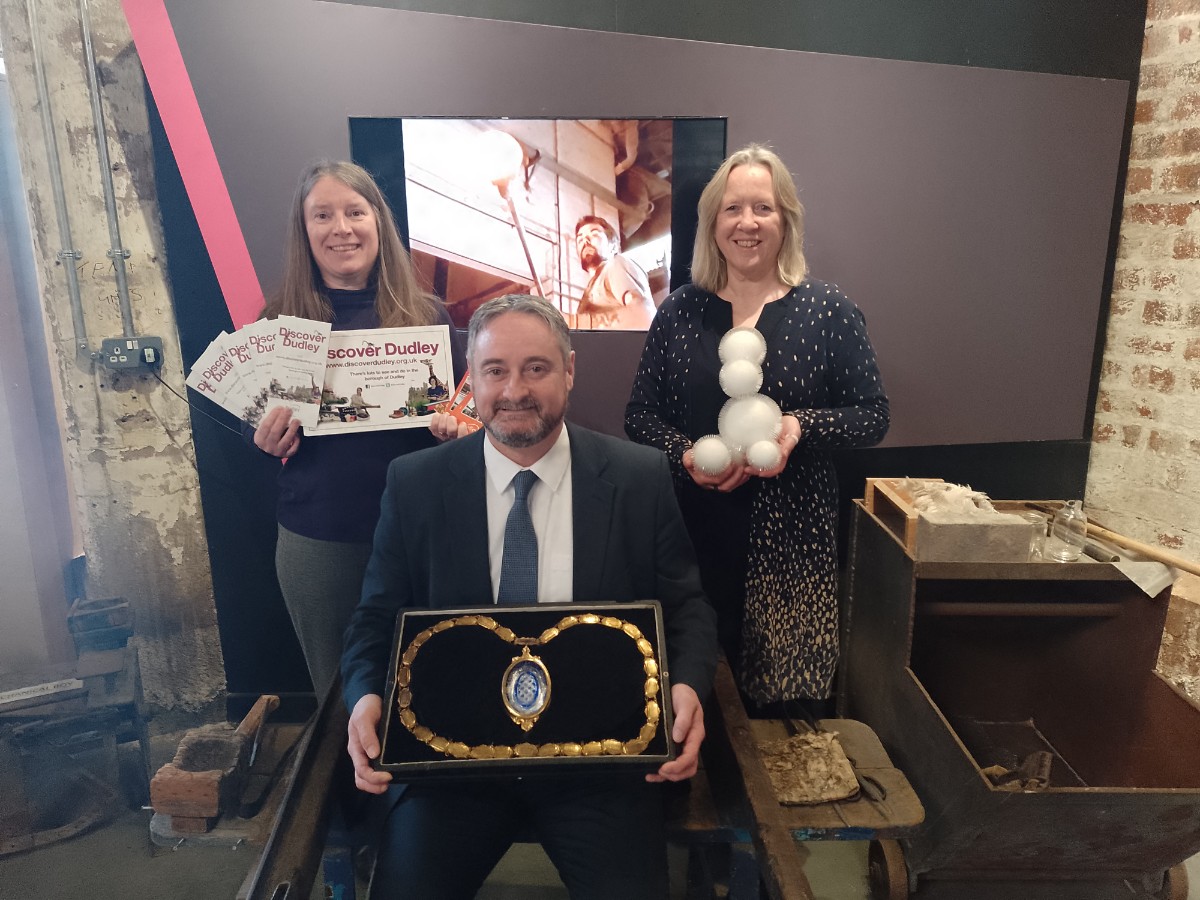 Tourism officer Nicola Beckley, deputy leader Cllr Paul Bradley and International Festival of Glass organiser Janine Christley 1