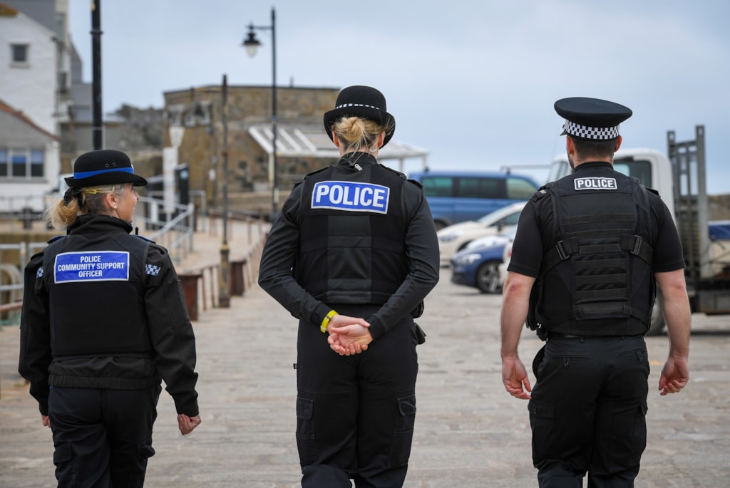 PCs & PCSOs patrolling seaside town