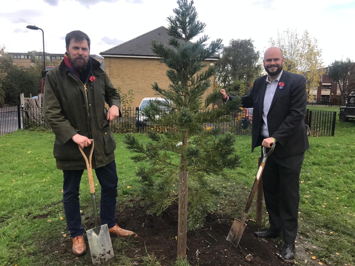 Cllr Jon Burke and Mayor of Hackney, Philip Glanville, planting the first of the 6,000 new trees