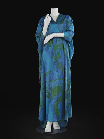 Woman's caftan or dress, fabric by Bernat Klein, 1977 - 1978. Image © National Museums Scotland (1)-min