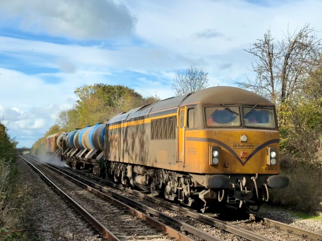 Leaf buster trains