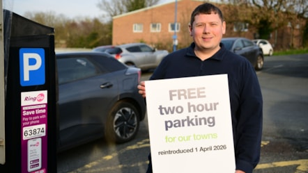Cllr Simon Phipps 2 hours free parking 2