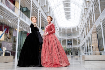 A tale of two Marys in a new exhibition at the National Museum of Scotland. Photo © Duncan McGlynn  (2)