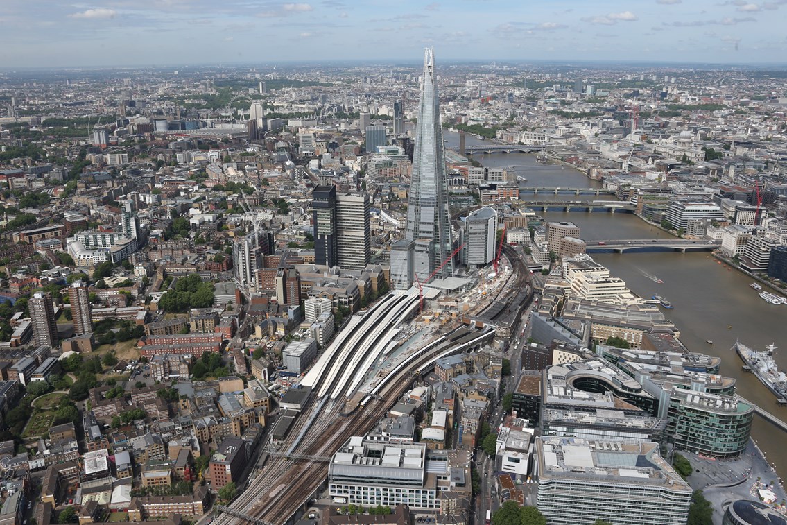 Thameslink Programme - Aerial view of London Bridge 4: London Bridge from the air, summer 2015, redevelopment courtesy of the Thameslink Programme