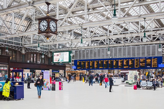 Glasgow Central and Edinburgh Waverley to close early Saturday: Glasgow Central station