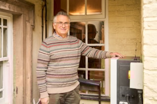 (FULL SIZE) E.ON - Crowle Visit (OCTOBER 2025) ©Rob Battersby 1