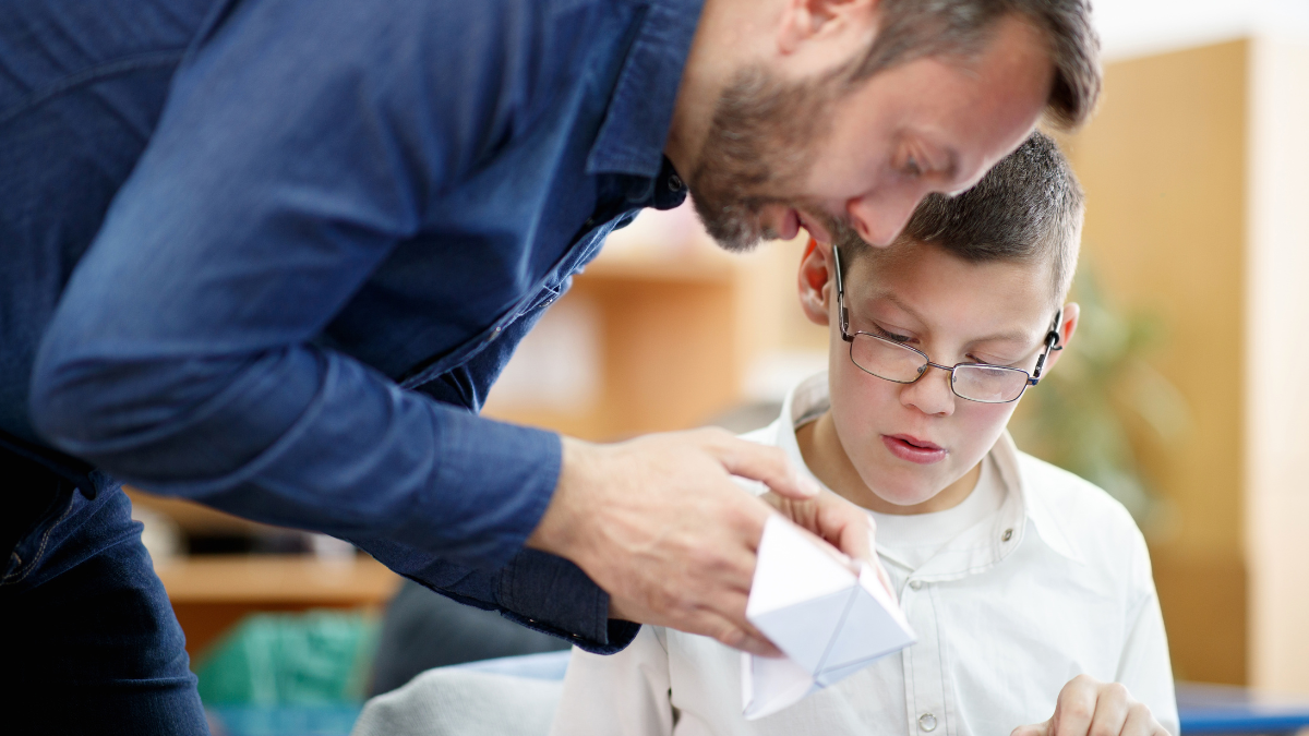 251031 ALN Activities photo arts and crafts-2