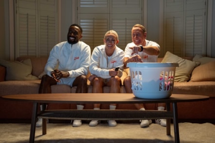 E.ON Next - Jermain, Toni, Ray - sofa