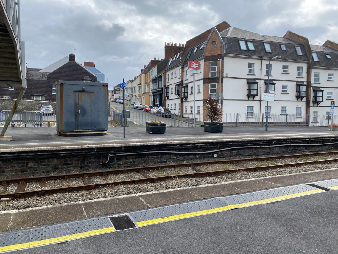 Tenby station1