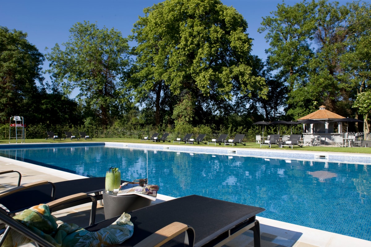 The Runnymede on Thames Outdoor Pool