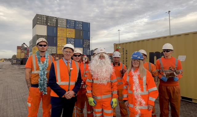 Merry Freightmas - Front - Tim Shoveller, Nick Millington, Leann Bliszko: Merry Freightmas - Front - Tim Shoveller, Nick Millington, Leann Bliszko