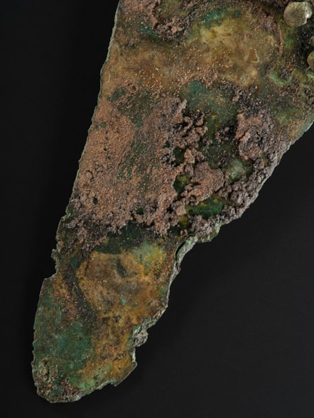 Bronze Age dagger from the Rameldry assemblage, detail. Image ©  National Museums Scotland