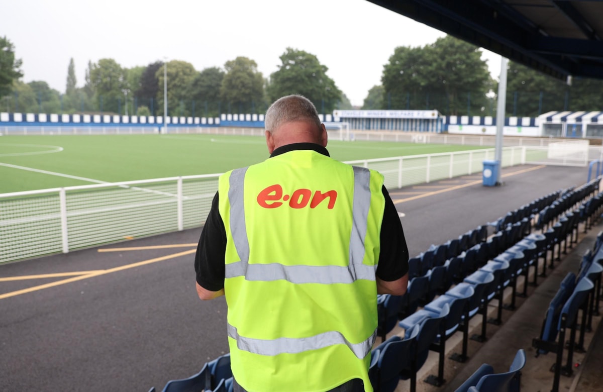 An E.ON team member performing an audit