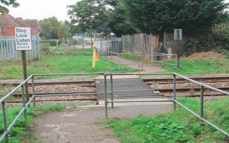 Residents in Woburn Sands invited to find out more about plans for school railway crossing: Woburn Sands School Lane foot crossing