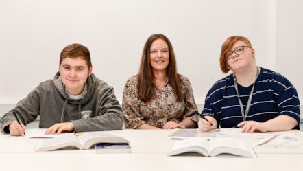 Vikki Howells Minister for Higher and Further Education Welsh Government with learners at Gower College Swansea.jpeg