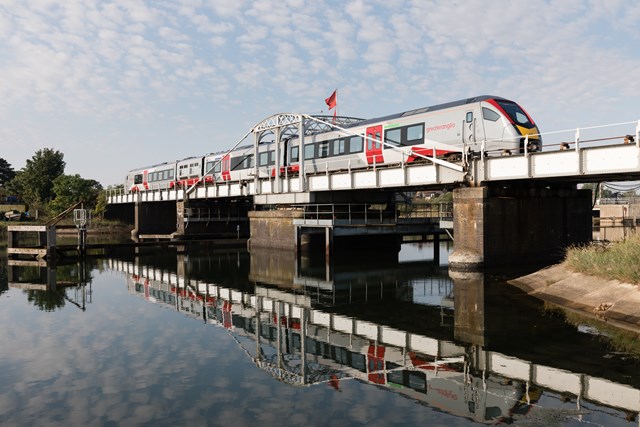 More reliable journeys through Norfolk as Network Rail upgrade 100-year-old swing bridges: RH 9980 (1)