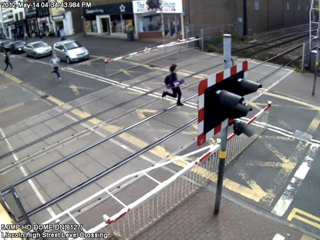 Misuse at Lincoln High Street level crossing