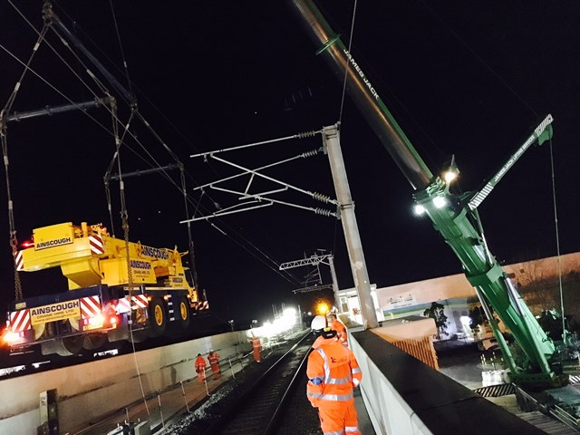 Crane being lifted into position - Stockley May 16 235963