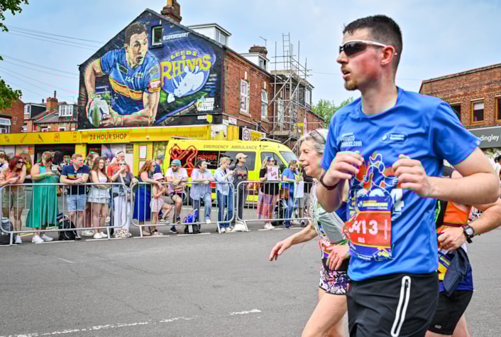 Leeds Marathon-2: Leeds Marathon-2