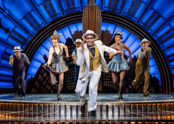 TfL gifts customers with discounts to the biggest West End shows to get into the festive spirit: Top Hat Tour 2025 2 ©Johan Persson