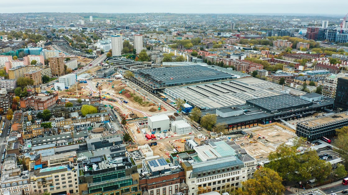 Aerial view showing the scale of the HS2 station being built alongside the existing London Euston Station HS2-VL-28447