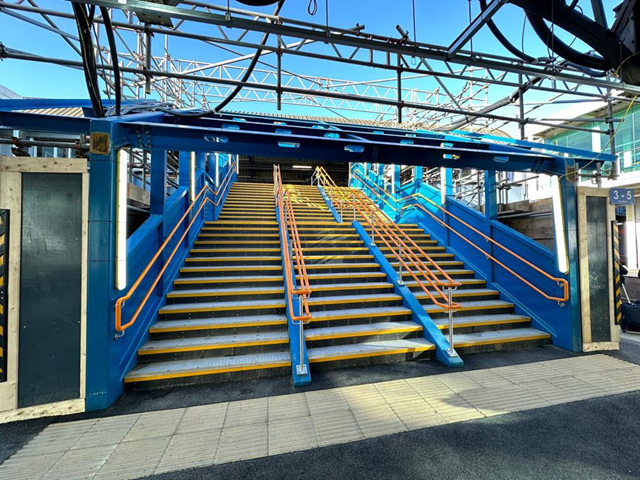 No crane, no gain – Network Rail engineers install wider staircase to improve accessibility for passengers at Clapham Junction station: Clapham Junction staircase pic