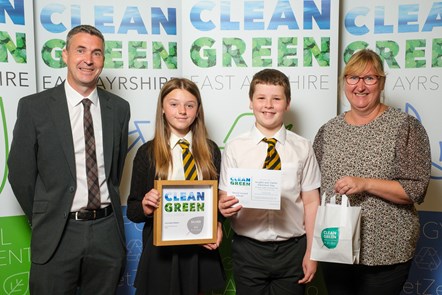 Cllr Barton with Logan, Emily and Mrs Gregor from Ochiltree PS