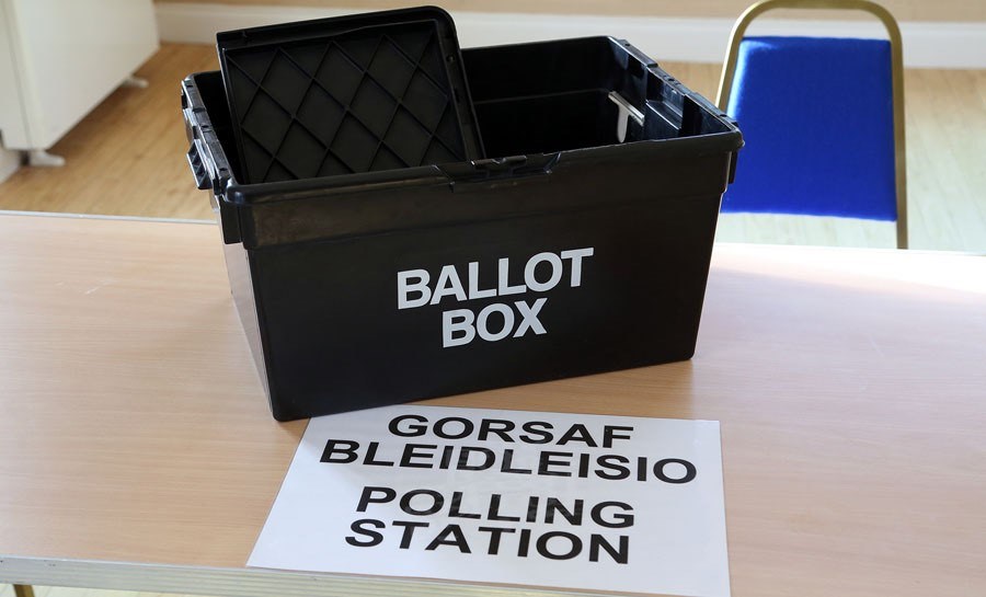 Ballot Box / Blwch pleidleisio. Picture: Chris Loades