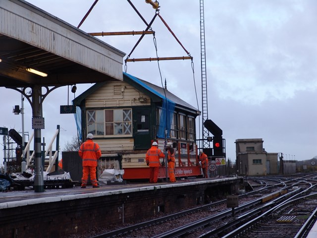 LIFT OFF! CRANE SIGNALS FINAL JOURNEY FOR BARNHAM BOX: Barnham Signal Box Preparation